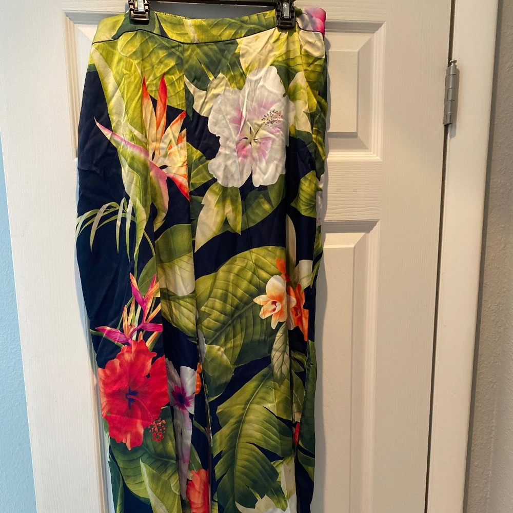 Tommy Bahama silk floral Palazzo pants